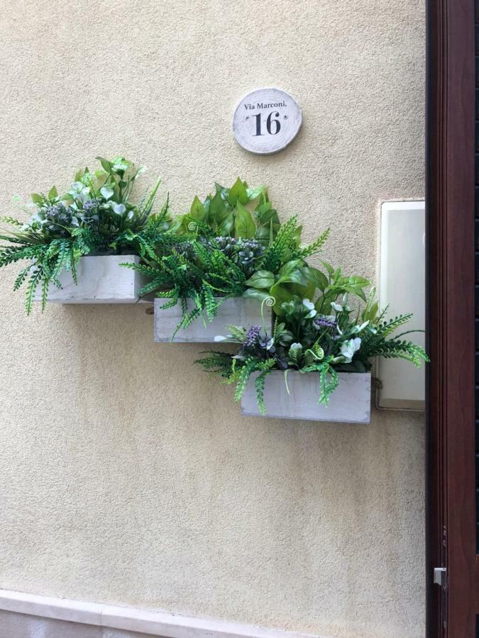 Corte Bianca モノーポリ エクステリア 写真